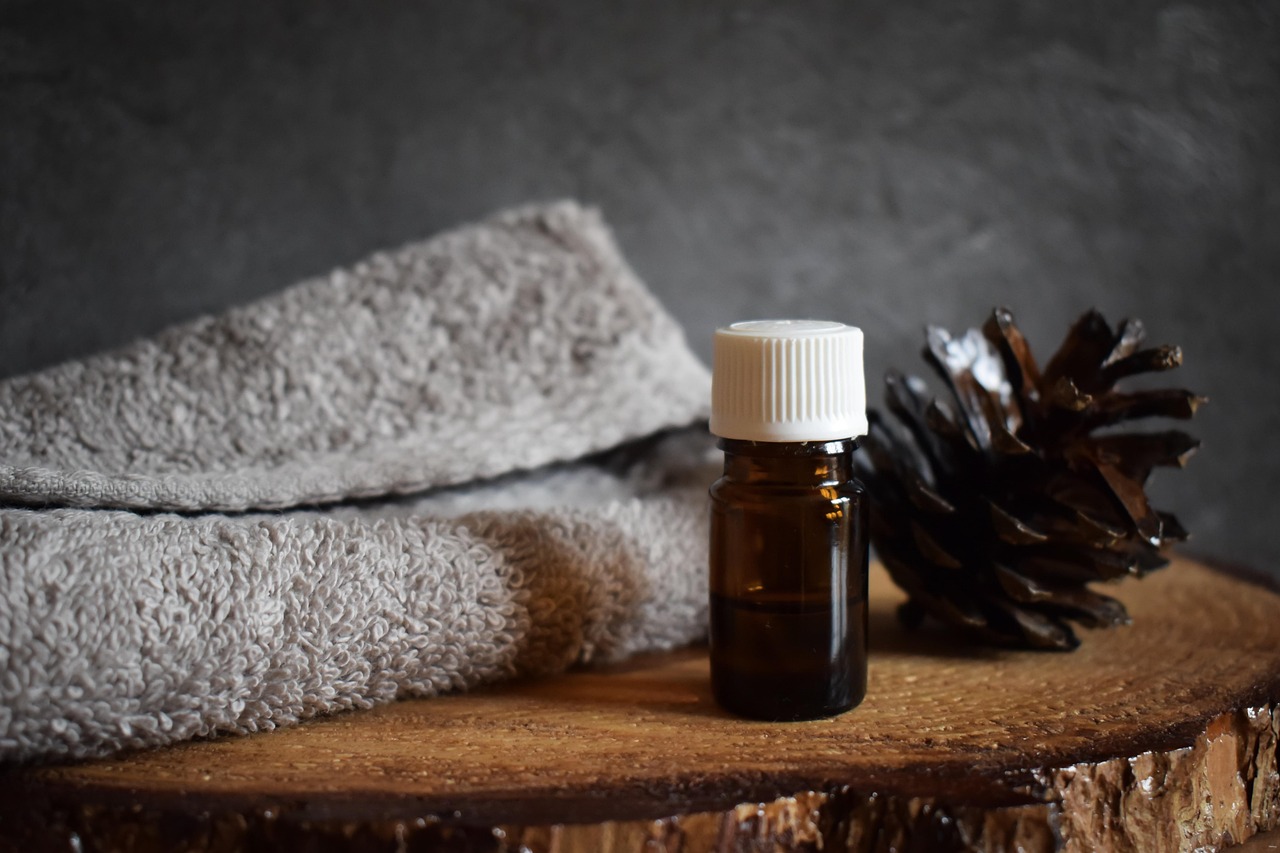 Fennel Essential Oil Uses: 18 Everyday Ideas for Home and Craft